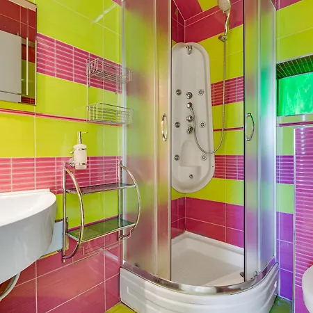 Apartament Spacious With Private Heated Pool, Diklo Zadar